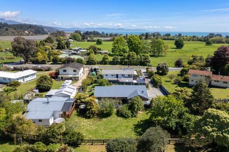 Photo of property in 618a Abel Tasman Drive, Clifton, Takaka, 7183