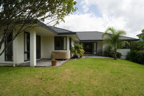 Photo of property in 20 Excelsa Place, Albany, Auckland, 0632