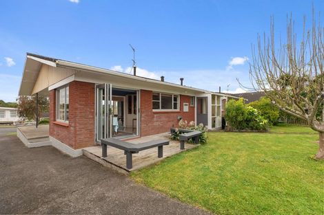 Photo of property in 5 Meachen Terrace, Waiuku, 2123