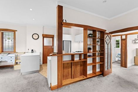 Photo of property in 211 Fifield Terrace, Opawa, Christchurch, 8023