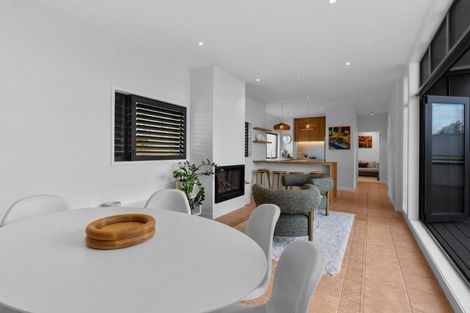 Photo of property in 14b Alfred Street, Northcote Point, Auckland, 0627