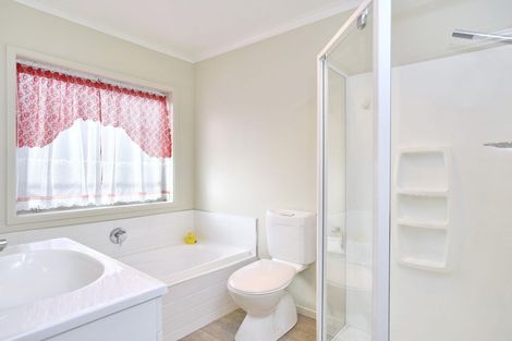 Photo of property in 66 Liddington Drive, Rolleston, 7615