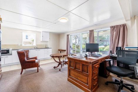 Photo of property in 395a Oceanbeach Road, Mount Maunganui, 3116