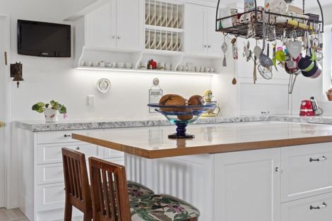 Photo of property in 38 Woodglen Drive, Woodend, 7610