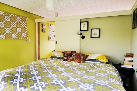 Photo of property in 10 Paramu Avenue, Birkdale, Auckland, 0626