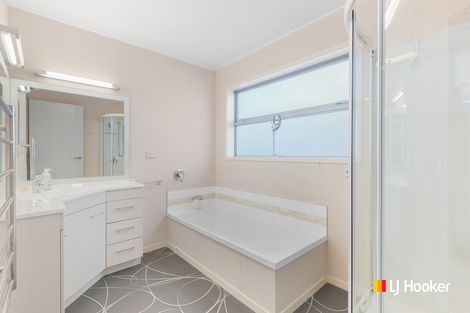 Photo of property in 22 Kura Place, Mosgiel, 9024