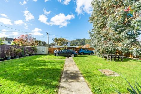 Photo of property in 83 Godley Street, Waiwhetu, Lower Hutt, 5010