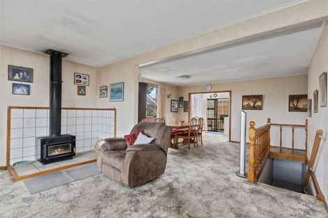 Photo of property in 76 Old Onerahi Road, Onerahi, Whangarei, 0110