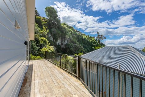 Photo of property in 157 Shakespeare Road, Bluff Hill, Napier, 4110