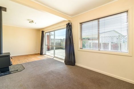 Photo of property in 15 Glenfield Crescent, Mairehau, Christchurch, 8052