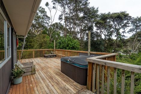 Photo of property in 190a Howard Road, Orere Point, Papakura, 2585