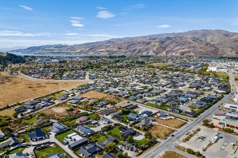 Photo of property in 1 Riesling Way, Cromwell, 9310