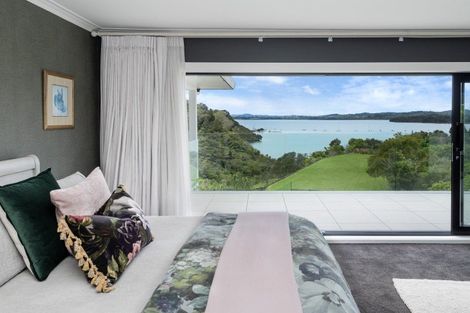 Photo of property in 26 Estuary Views, Shelly Park, Auckland, 2014