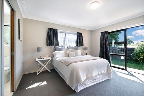 Photo of property in 17 Palomino Drive, Henderson, Auckland, 0612