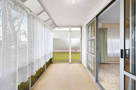 Photo of property in 1 Hilton Road, St Andrews, Hamilton, 3200