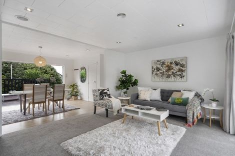 Photo of property in 3 Oraha Road, Huapai, Kumeu, 0810