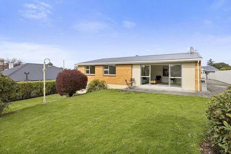 Photo of property in 54 Drivers Road, Maori Hill, Dunedin, 9010