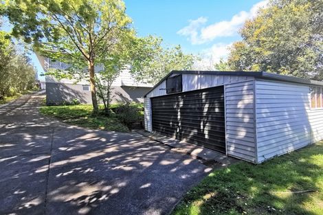 Photo of property in 44 Cedar Heights Avenue, Massey, Auckland, 0614