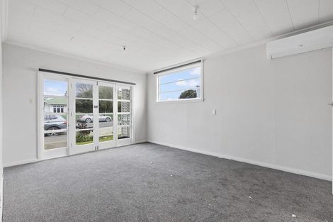 Photo of property in 3/5 Ward Street, Palmerston North, 4410