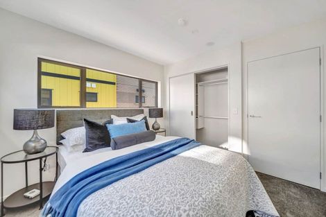 Photo of property in 1/1g Dishys Road, Flat Bush, Auckland, 2019