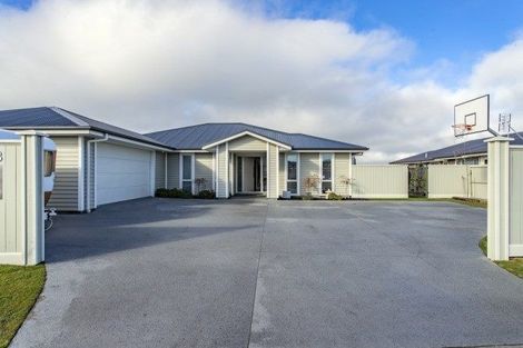 Photo of property in 33 Tripoli Street, Rangiora, 7400