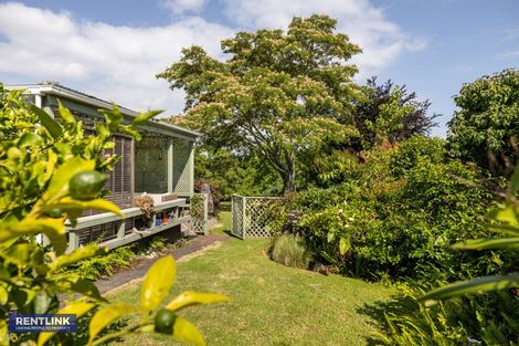 Photo of property in 35 Links View Drive, Omokoroa, 3114