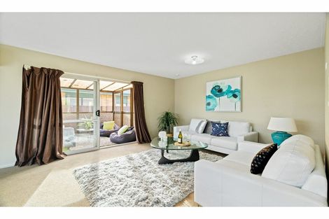 Photo of property in 12 Karnak Crescent, Russley, Christchurch, 8042