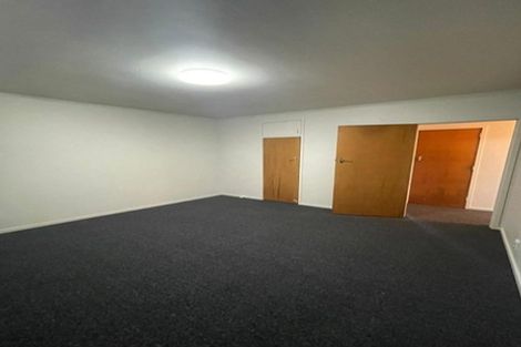 Photo of property in 2/37 Clevedon Road, Papakura, 2110