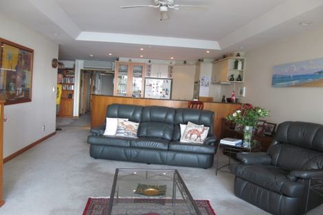 Photo of property in The Sands Apartments, 16/47 The Strand, Takapuna, Auckland, 0622