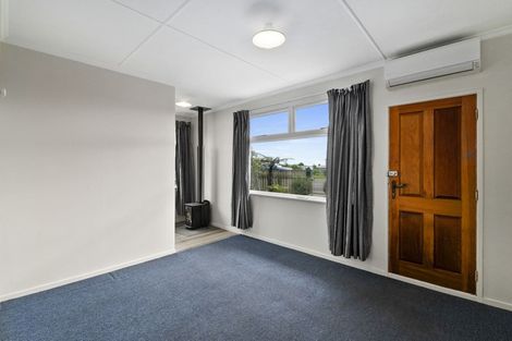 Photo of property in 8 Te Rauparaha Street, Otaki, 5512