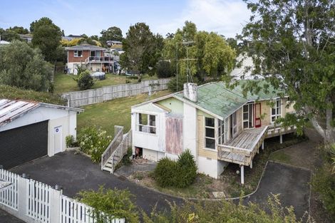 Photo of property in 13 Ennis Avenue, Pakuranga Heights, Auckland, 2010