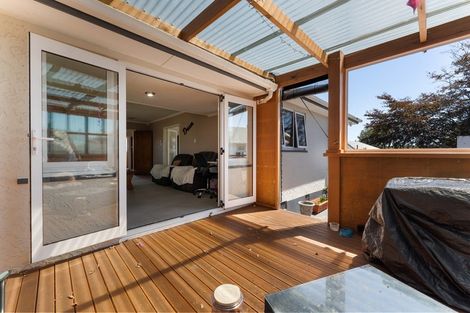 Photo of property in 12 Craig Street, Stratford, 4332