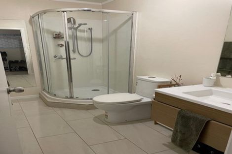 Photo of property in 126a Barrack Road, Mount Wellington, Auckland, 1060