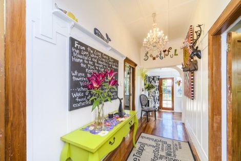 Photo of property in 320 Featherston Street, Palmerston North, 4410