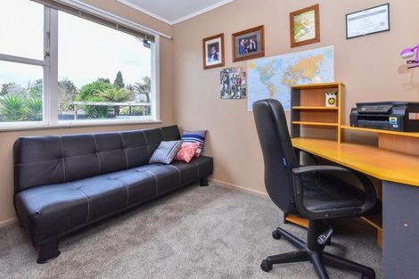 Photo of property in 32 George Street, Papakura, 2110