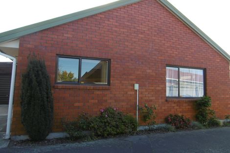 Photo of property in 1/9b Prestons Road, Redwood, Christchurch, 8051
