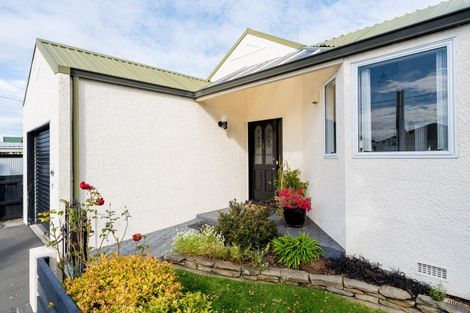 Photo of property in 2 Kings Avenue, South Dunedin, Dunedin, 9012