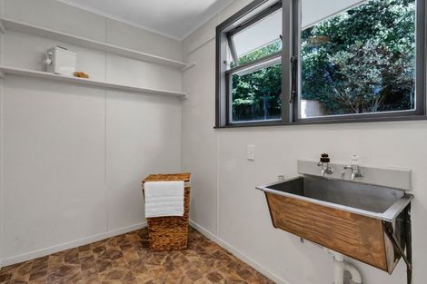 Photo of property in 8 Granby Place, Westown, New Plymouth, 4310