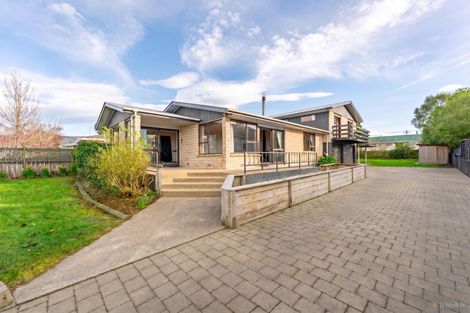 Photo of property in 12 Timaru Road, Waimate, 7924