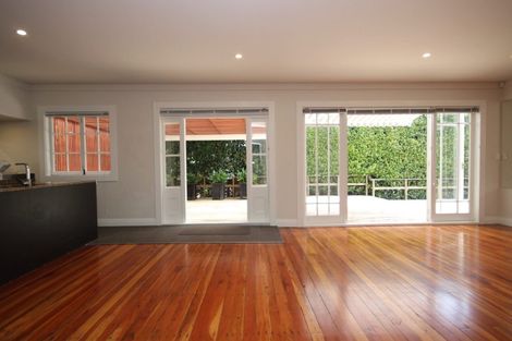 Photo of property in 25a Grand View Road, Remuera, Auckland, 1050