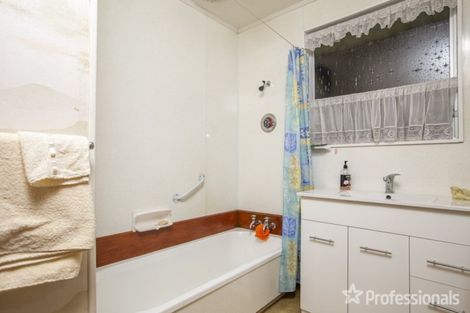 Photo of property in 16 Leeds Place, Solway, Masterton, 5810