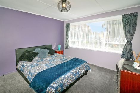 Photo of property in 42 Thyra Street, Dannevirke, 4930