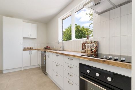 Photo of property in 22 Besant Place, Avondale, Christchurch, 8061