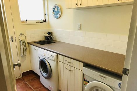 Photo of property in 15 Kainui Road, Raumati South, Paraparaumu, 5032