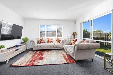 Photo of property in 2 Harore Road, Takanini, 2112