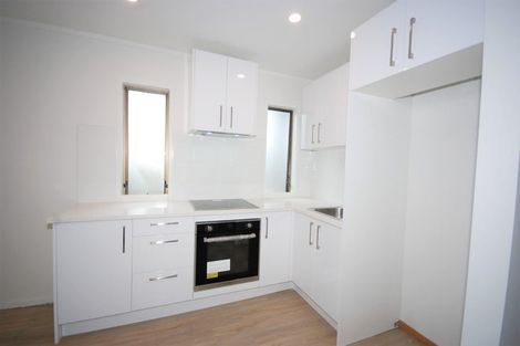 Photo of property in 2 Pohutukawa Place, Ellerslie, Auckland, 1051