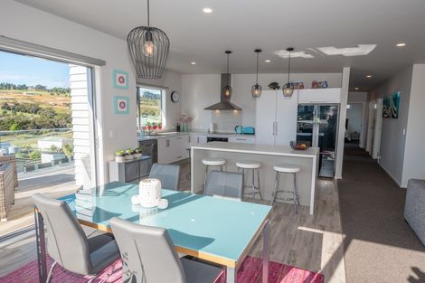 Photo of property in 7 Protea Drive, Cable Bay, 0420