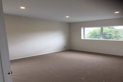 Photo of property in 7 Edgewood Way, Henderson, Auckland, 0612