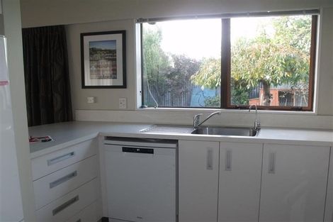 Photo of property in 3/506 Saint Aubyn, Hastings, 4122