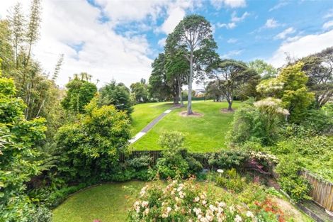 Photo of property in 3a Cron Avenue, Te Atatu South, Auckland, 0610